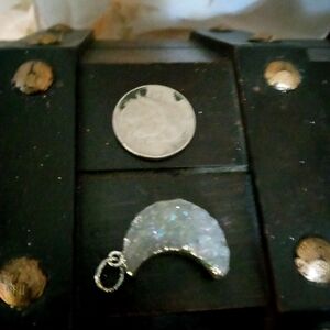 Rsinbow moonstone pendant silver